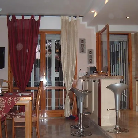Oda ve Kahvaltı Casa Vacanza Gaudenti Roma